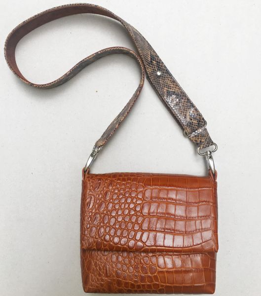 Preview: FLAP ÜT 1 + 3 DinA4 | Umhängetasche mit Überschlag